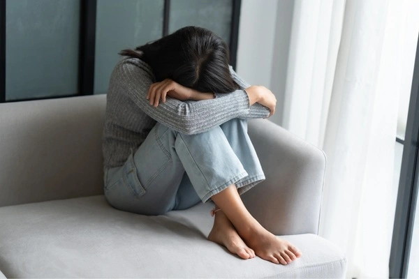 guias-practicas-bienestar-emocional-gratuita.mujer-que-no-puede-más